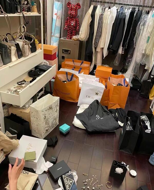 龙岩市武平回收顶奢鞋服